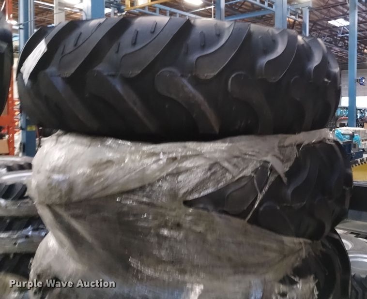 image for item EG9933 (20) Galaxy EZ Rider 14.9-24 wheels and tires