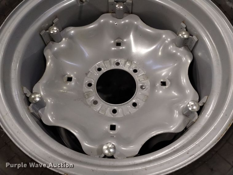 image for item EG9933 (20) Galaxy EZ Rider 14.9-24 wheels and tires