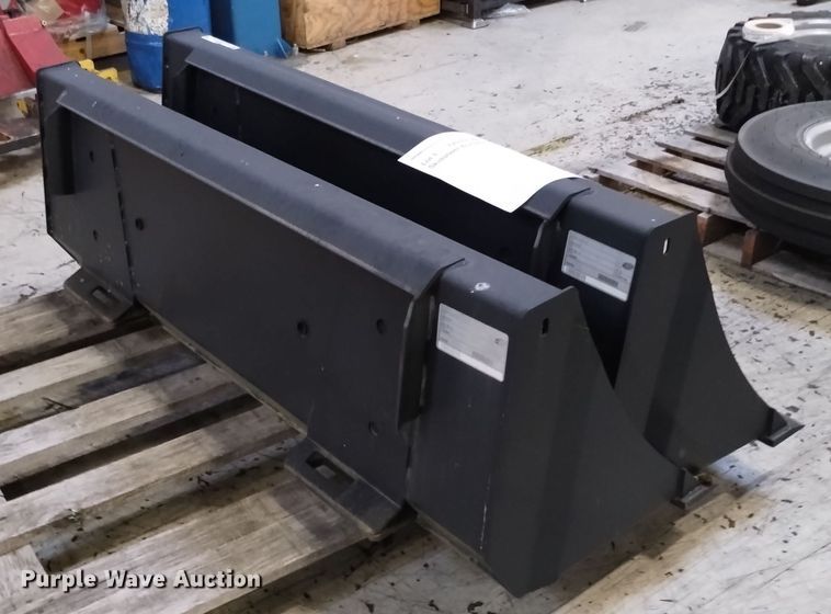 image for item EG9936 (2) Alo AB C2 skid steer buckets 