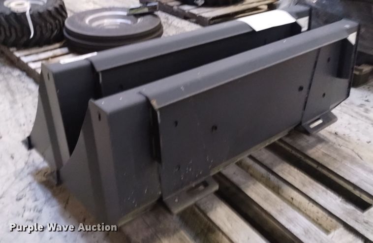 image for item EG9936 (2) Alo AB C2 skid steer buckets 