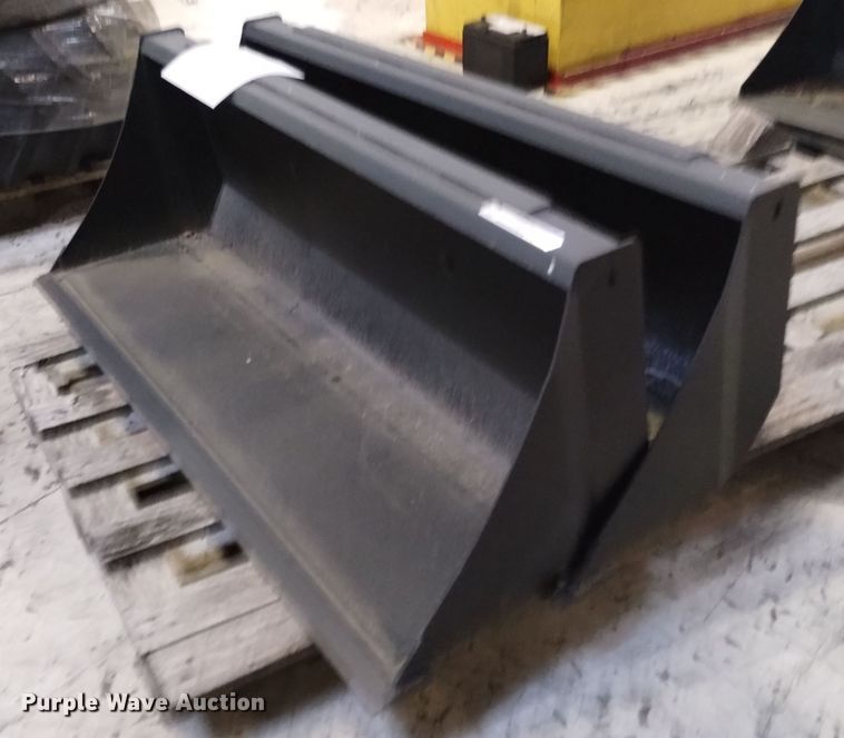 image for item EG9936 (2) Alo AB C2 skid steer buckets 