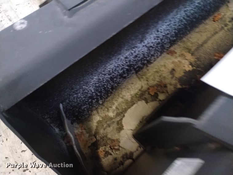 image for item EG9936 (2) Alo AB C2 skid steer buckets 