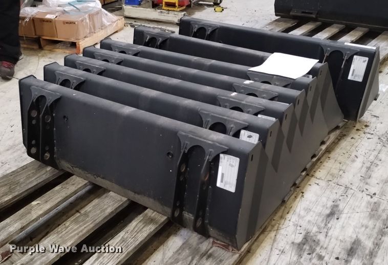 image for item EG9938 (7) Alo AB C2  loader buckets