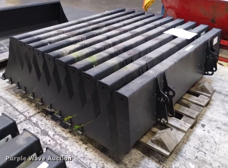 image for item EG9940 (11) Alo AB C2 loader buckets