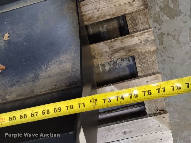 image for item EG9940 (11) Alo AB C2 loader buckets