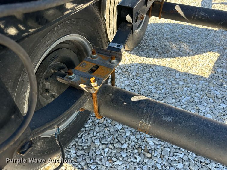 image for item EH7101 RBW Hay Runner hay bale trailer