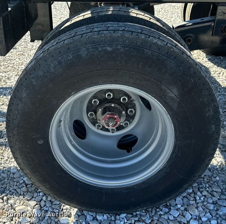 image for item EH7101 RBW Hay Runner hay bale trailer