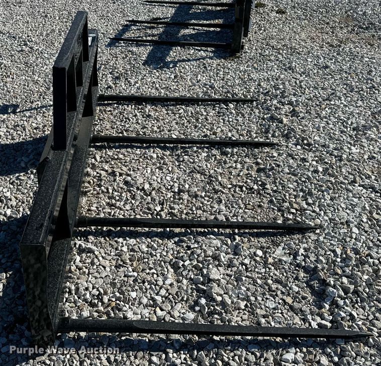 image for item EH7102 RBW skid steer bale spear