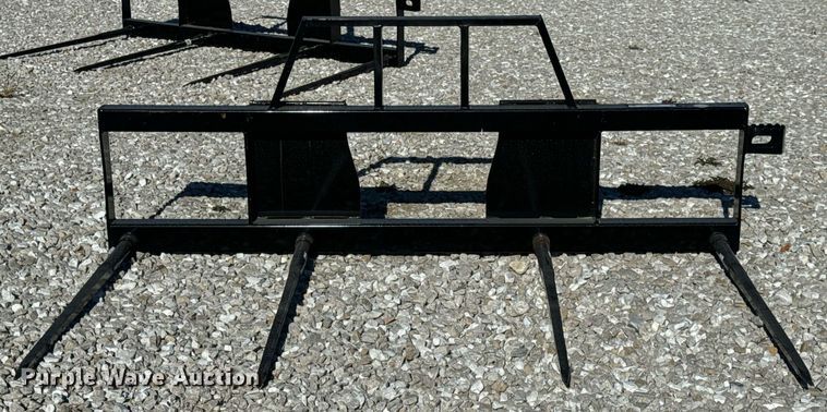 image for item EH7104 Skid steer bale spear