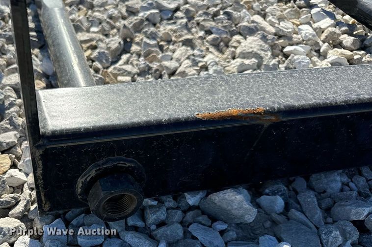 image for item EH7104 Skid steer bale spear