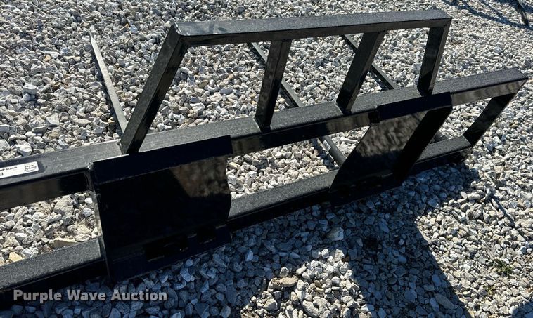 image for item EH7104 Skid steer bale spear