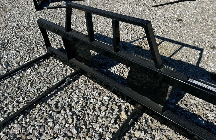 image for item EH7104 Skid steer bale spear