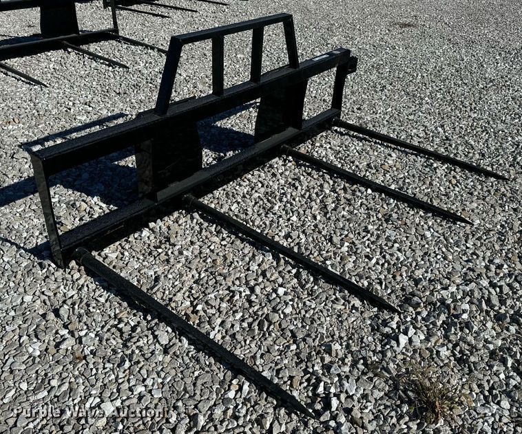 image for item EH7105 Skid steer bale spear