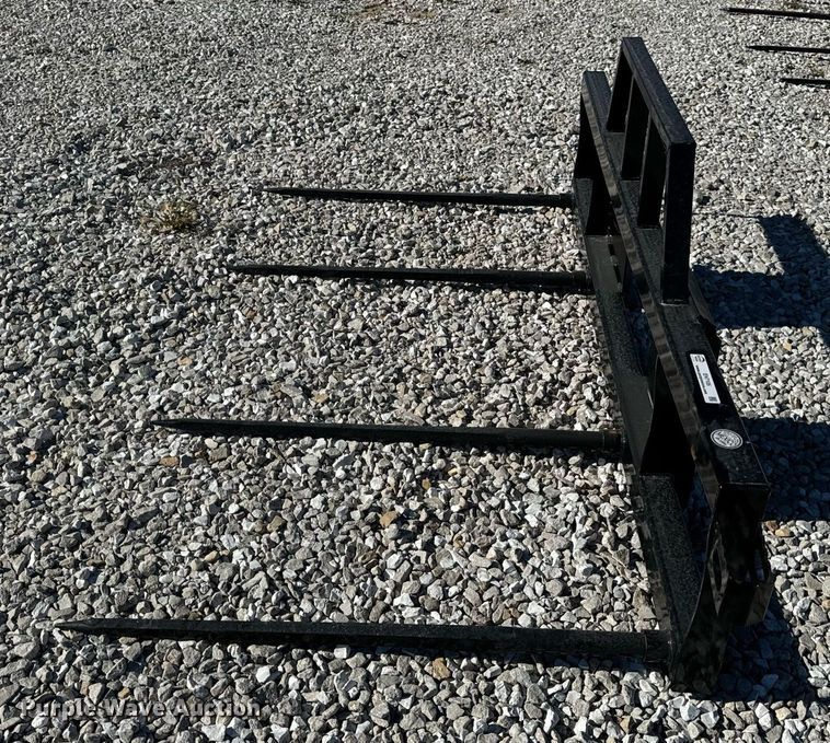 image for item EH7105 Skid steer bale spear