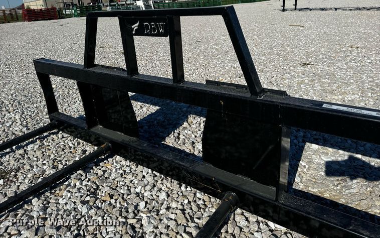 image for item EH7106 RBW Skid steer bale spear