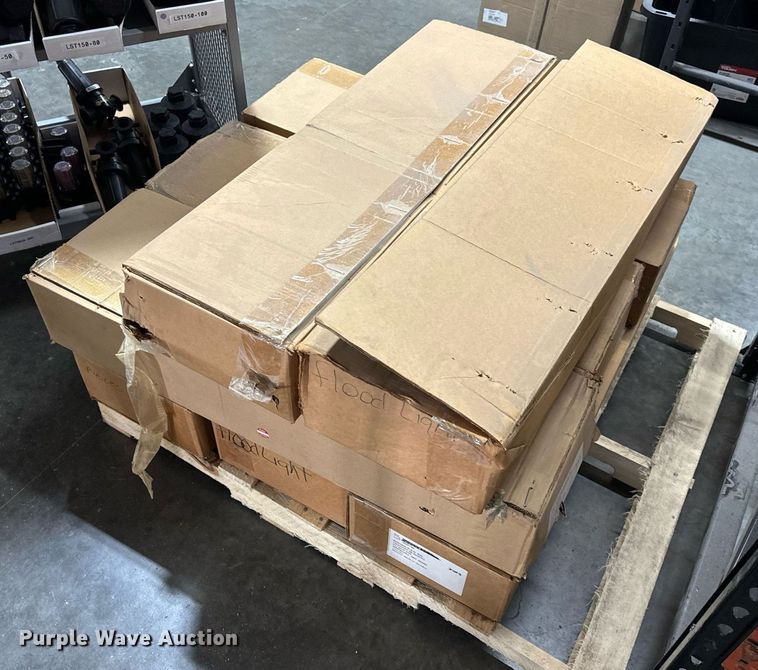 image for item EH7203 (9) Spra-Coupe 515439D1 light kits