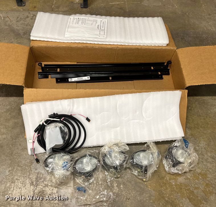 image for item EH7203 (9) Spra-Coupe 515439D1 light kits