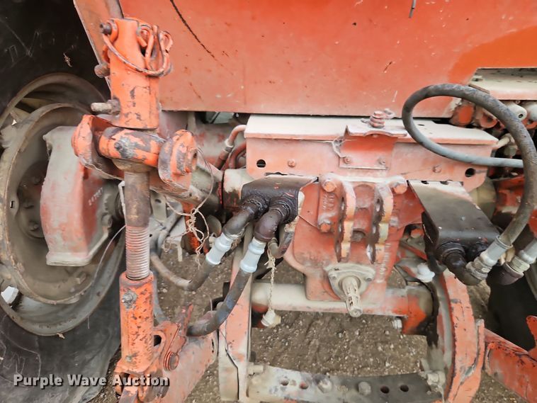 image for item EI8514 Allis-Chalmers  185 tractor
