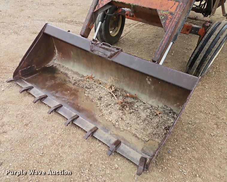 image for item EI8514 Allis-Chalmers  185 tractor