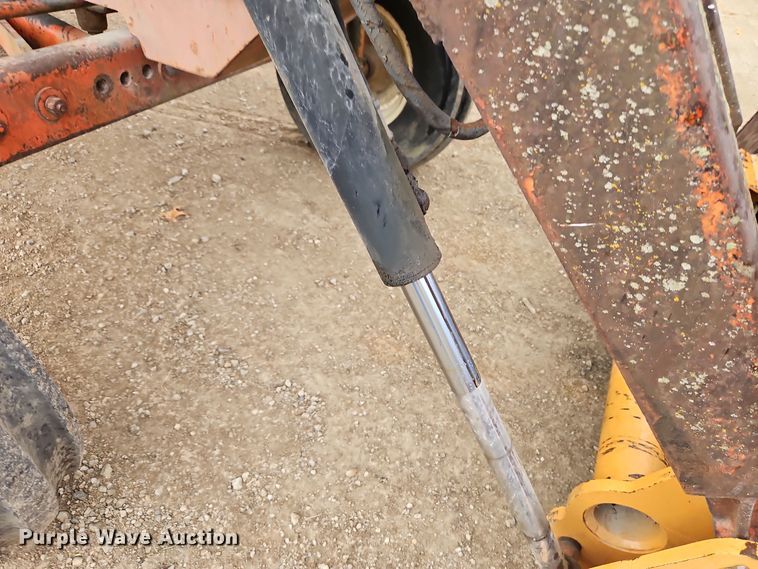 image for item EI8514 Allis-Chalmers  185 tractor