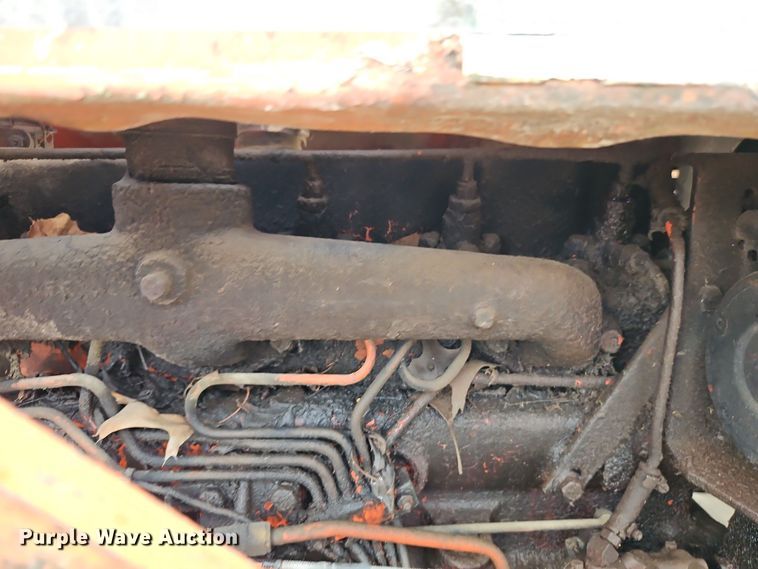 image for item EI8514 Allis-Chalmers  185 tractor