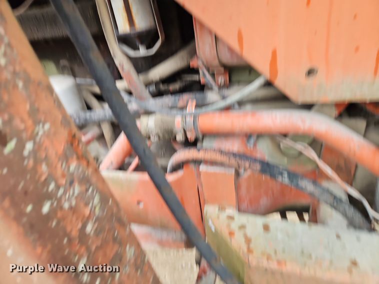 image for item EI8514 Allis-Chalmers  185 tractor