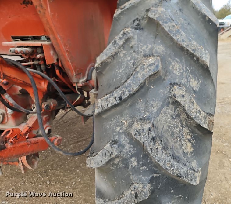 image for item EI8514 Allis-Chalmers  185 tractor