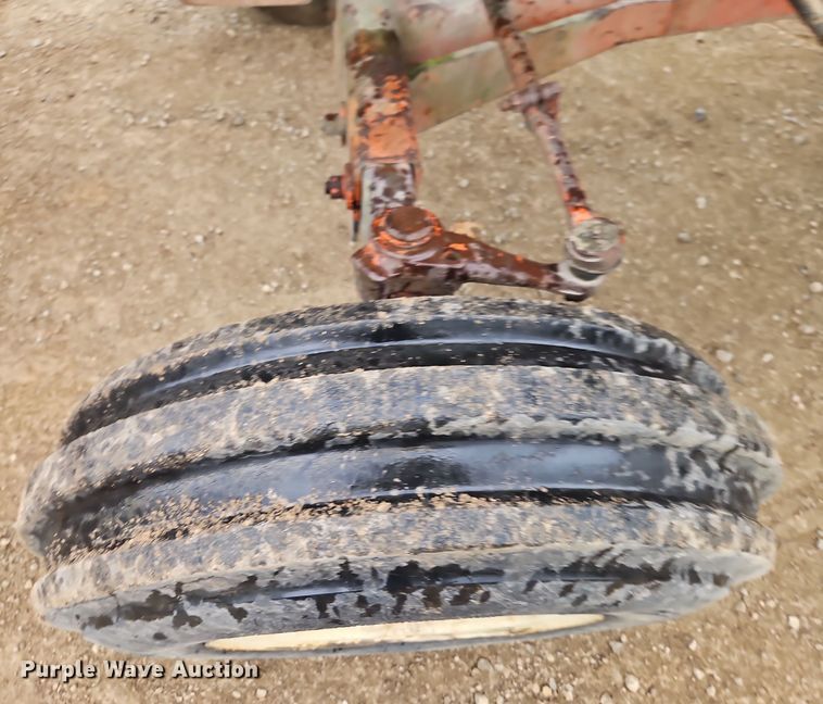 image for item EI8514 Allis-Chalmers  185 tractor