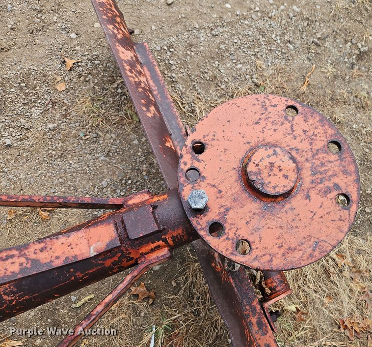 image for item EI8515 Case 1194 tractor