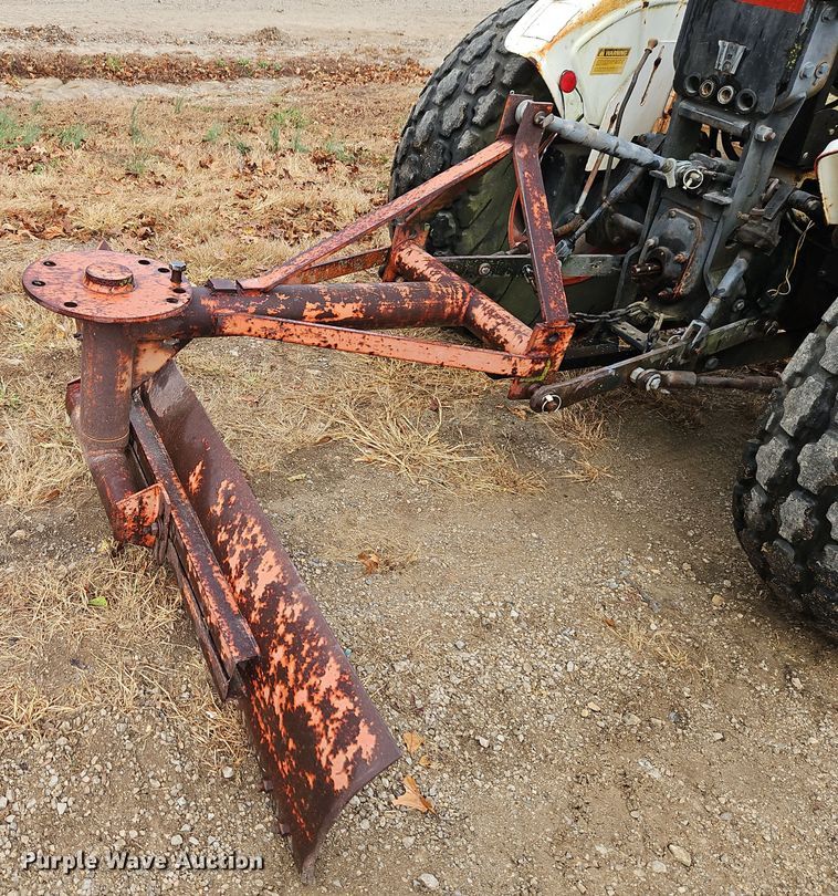 image for item EI8515 Case 1194 tractor