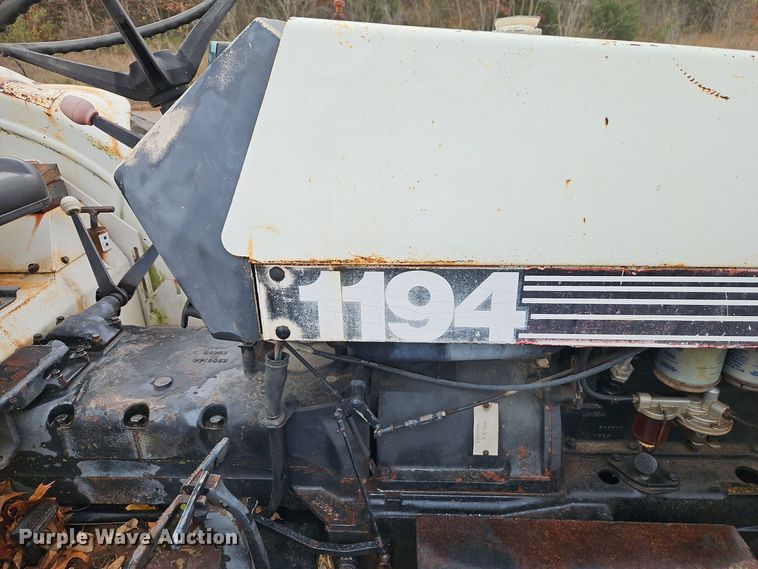 image for item EI8515 Case 1194 tractor