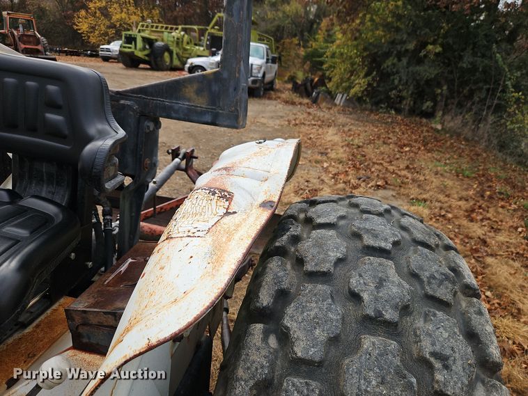 image for item EI8515 Case 1194 tractor