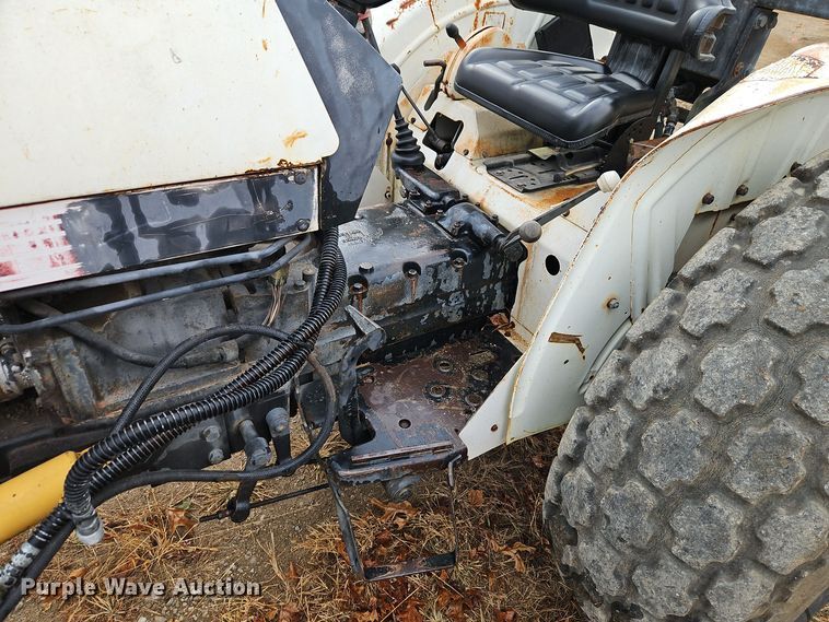 image for item EI8515 Case 1194 tractor