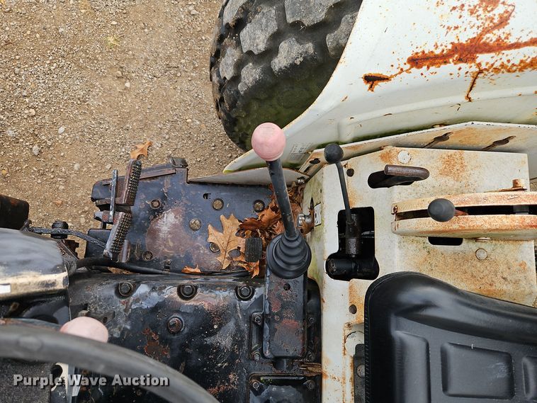 image for item EI8515 Case 1194 tractor