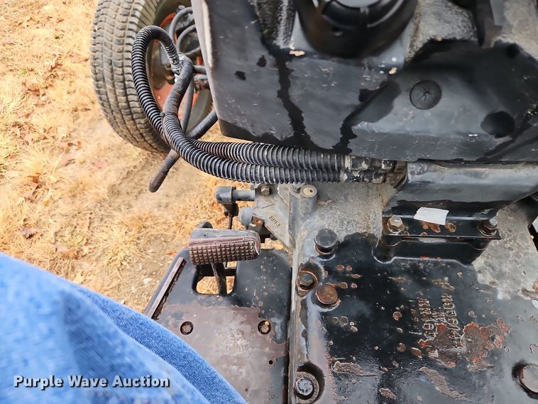 image for item EI8515 Case 1194 tractor