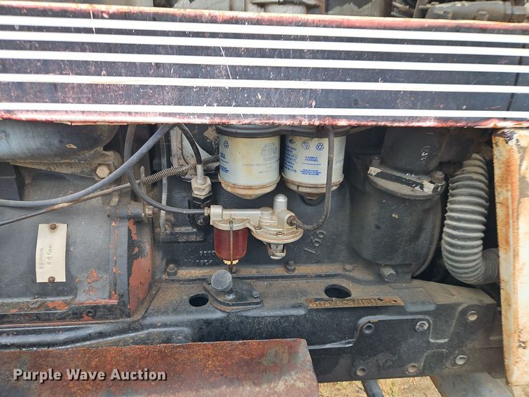 image for item EI8515 Case 1194 tractor