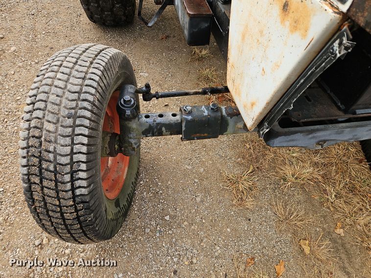 image for item EI8515 Case 1194 tractor