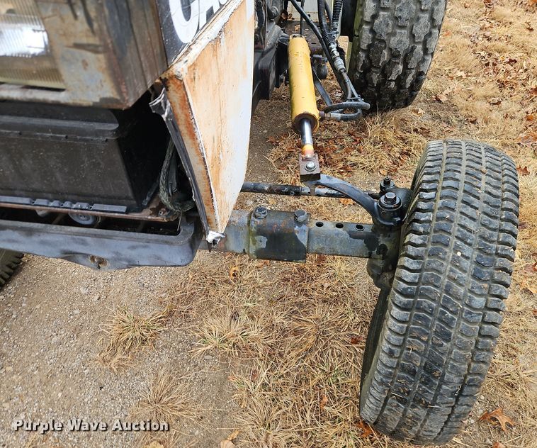 image for item EI8515 Case 1194 tractor