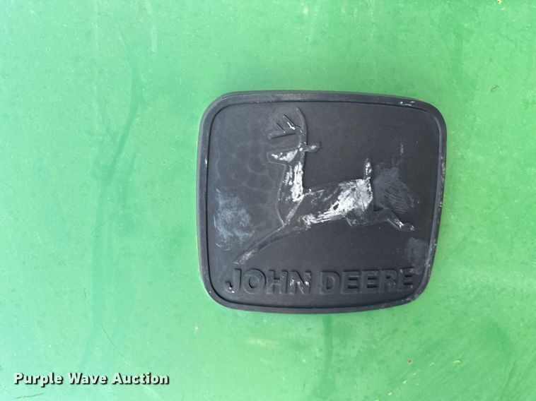 image for item EJ4920 John Deere  fuel tank 