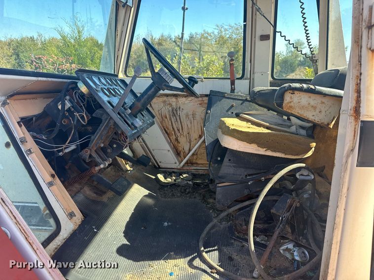 image for item EJ4997 Case 2470 4WD tractor