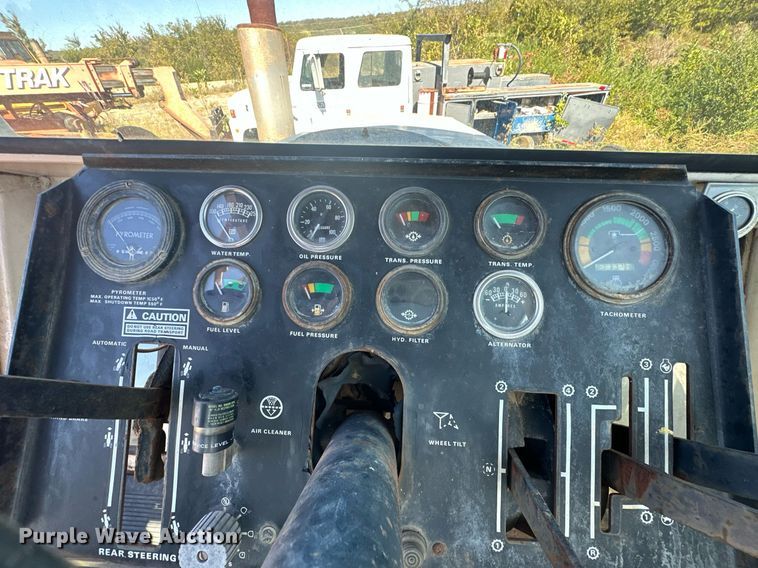 image for item EJ4997 Case 2470 4WD tractor