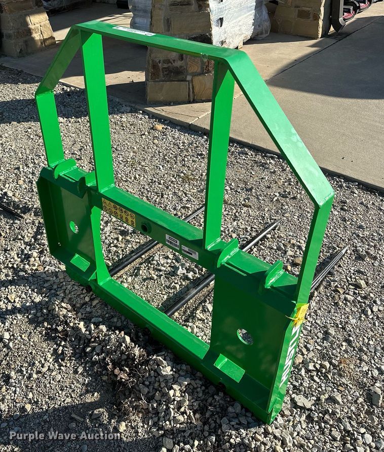 image for item EJ5031 Hustler  LE110 SS 3T skid steer bale spear