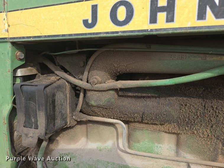 image for item EK2352 1979 John Deere 2840 tractor