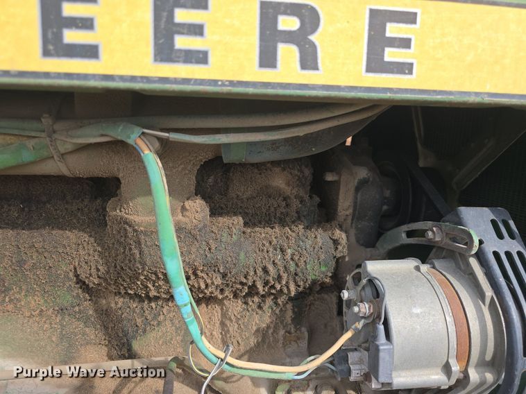 image for item EK2352 1979 John Deere 2840 tractor