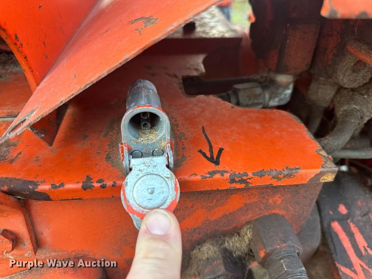 image for item EN2504 Allis-Chalmers  170 tractor