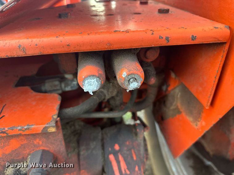 image for item EN2504 Allis-Chalmers  170 tractor