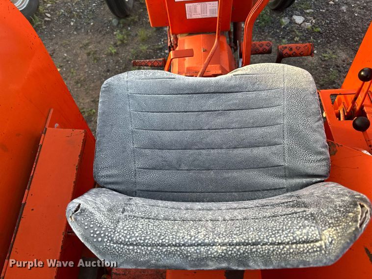 image for item EN2504 Allis-Chalmers  170 tractor