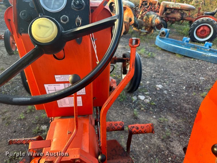 image for item EN2504 Allis-Chalmers  170 tractor