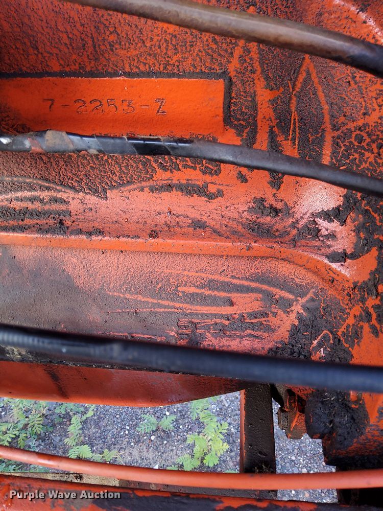 image for item EN2504 Allis-Chalmers  170 tractor