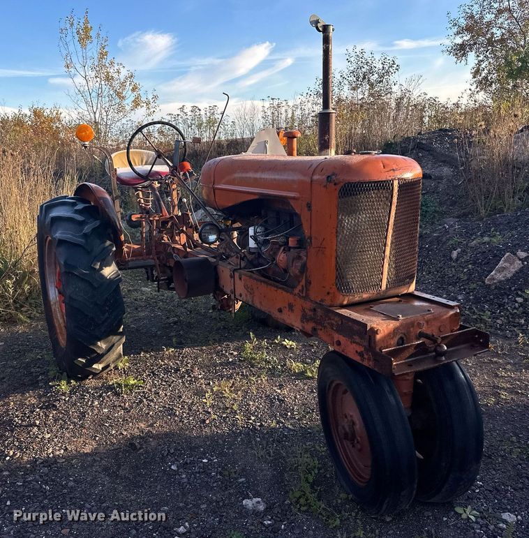 image for item EN2506 1940 Allis-Chalmers  WC tractor